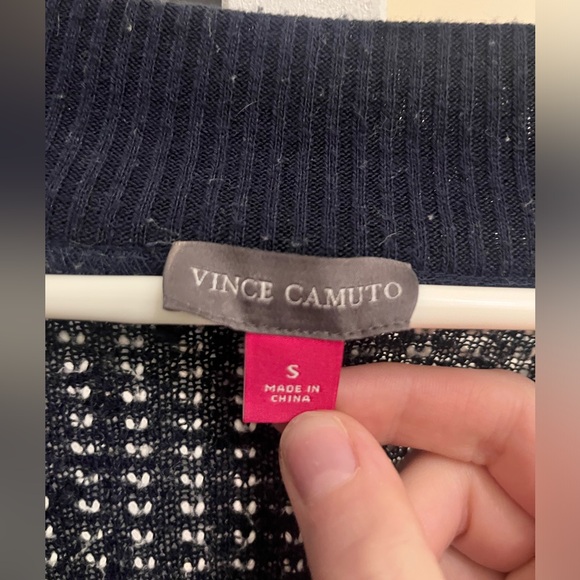 Vince Camuto sweater - Picture 2 of 4